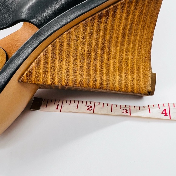 Chloe Black and Tan Wedge Slingback Sandals with Leather Cross-Strap Est SZ 10 - Picture 7 of 15